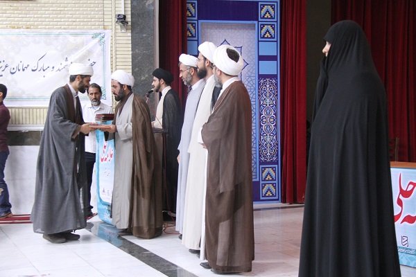 اختتامیه سومین جشنواره علامه حلی(ره) در بوشهر برگزار شد