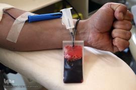 نیاز مراکز درمانی کشور به تمامی گروه‌های خونی 