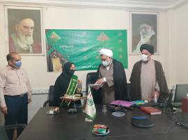 دانش‌آموز بوشهری جایزه سال بنیاد البرز را کسب کرد