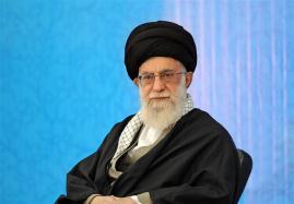  امام خامنه‌ای جان باختن کارکنان کشتی نفت‌کش را تسلیت گفتند