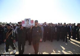  پیکر شهید حمید انبارکی در گلزار شهدای « انبارک تنگستان» آرام گرفت