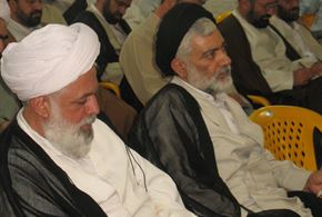 تصاویر از دیدار روحانیون مستقر در سپاه با آیت الله حسینی بوشهری در مرداد ماه ۱۳۸۵